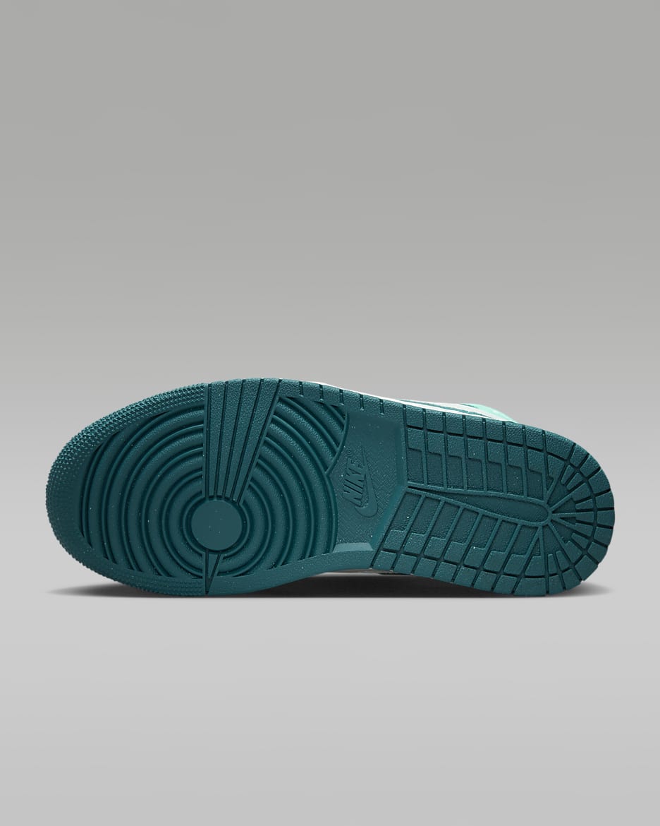 Nike turquoise jordan best sale